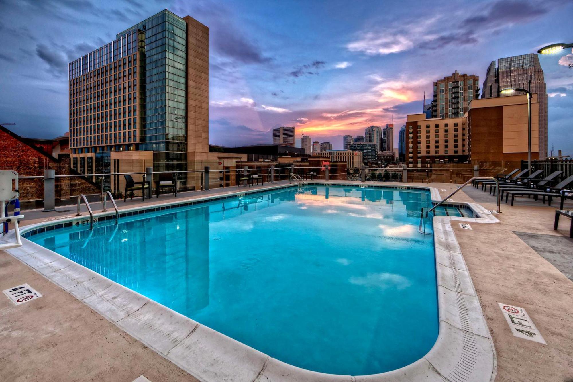 Hilton Garden Inn Nashville Downtown Convention Center Extérieur photo