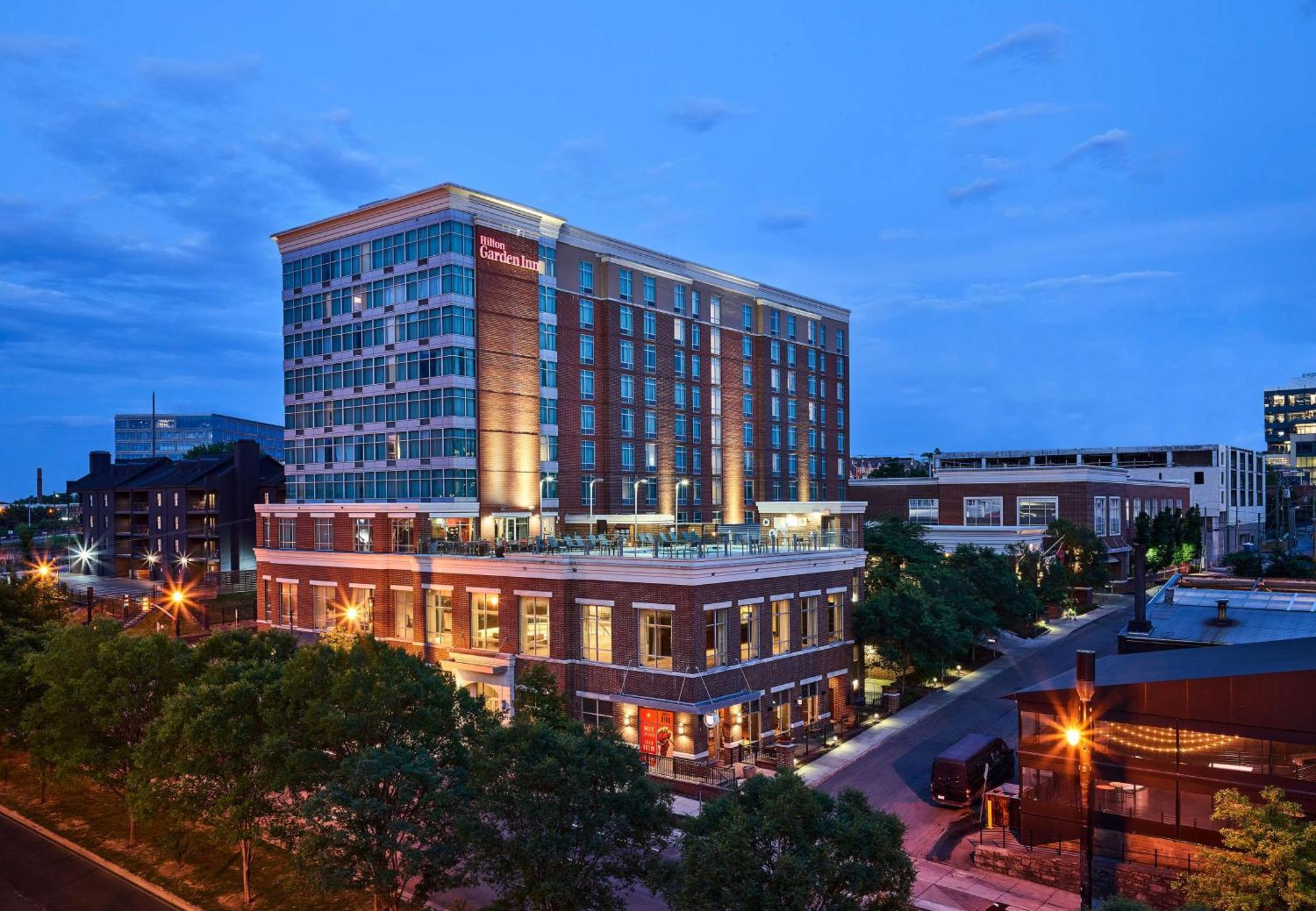 Hilton Garden Inn Nashville Downtown Convention Center Extérieur photo